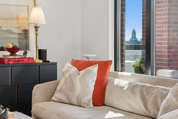$2,000,000 | 323 South Racine Avenue, Unit PHD, Chicago, IL 60607