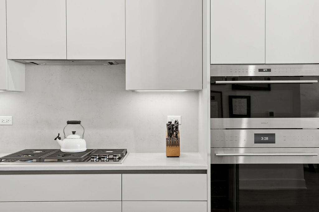 323 South Racine Avenue, Unit PHD Chicago, IL 60607 - Photo 17 of 47