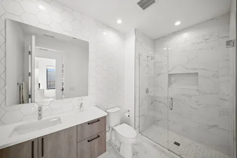 $2,000,000 | 323 South Racine Avenue, Unit PHD, Chicago, IL 60607