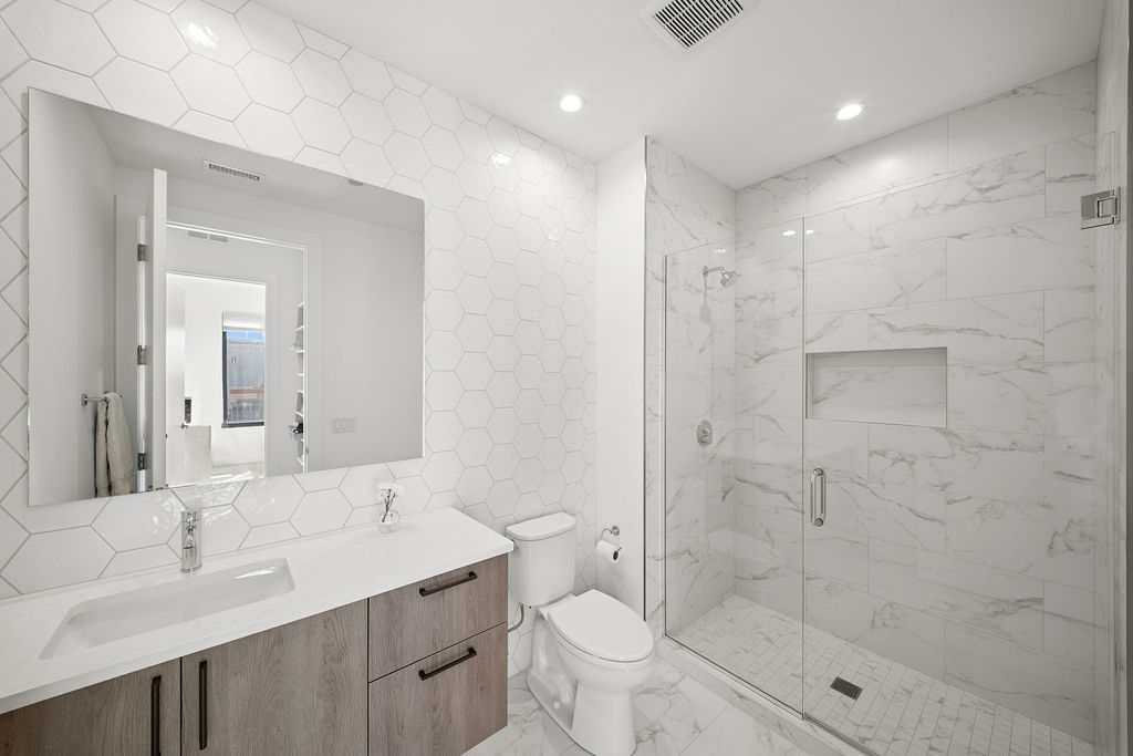 323 South Racine Avenue, Unit PHD Chicago, IL 60607 - Photo 30 of 47