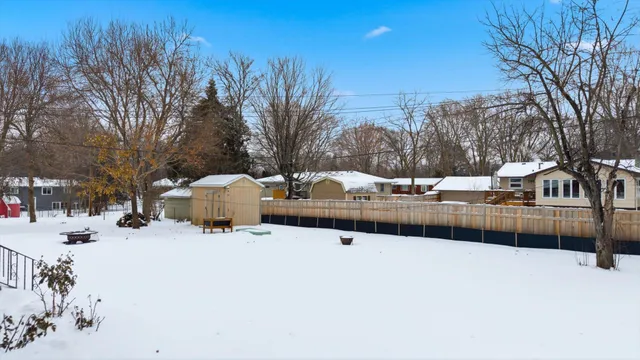 $279,900 | 6631 Elmwood Drive, Rockford, MN 55373