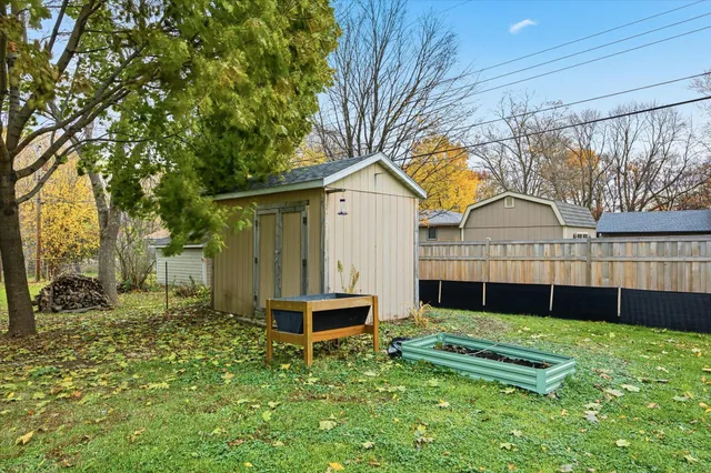 $279,900 | 6631 Elmwood Drive, Rockford, MN 55373