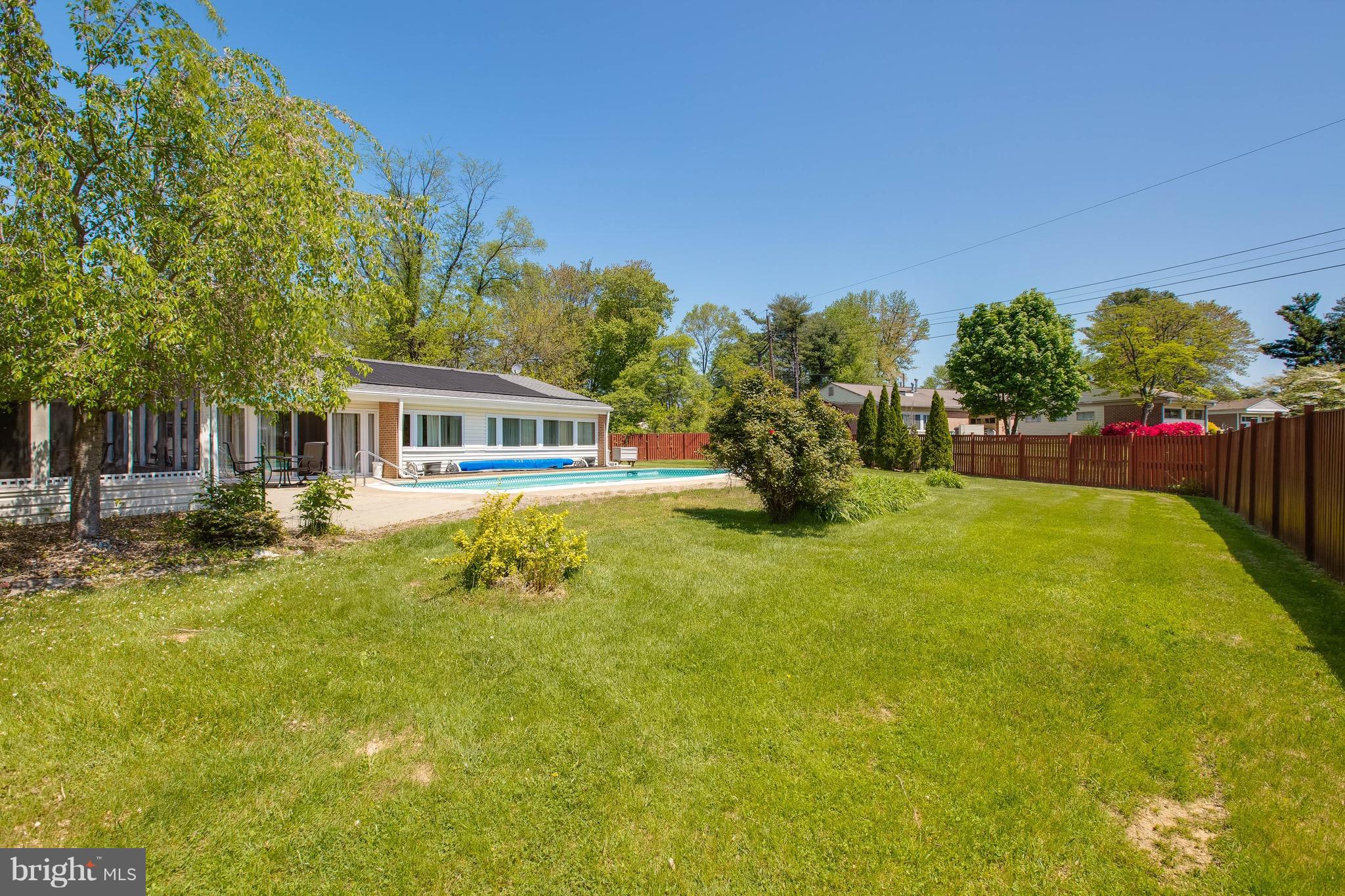 5121 West Penfield Road Columbia, MD 21045 - Photo 27 of 30 Exterior (Rear)