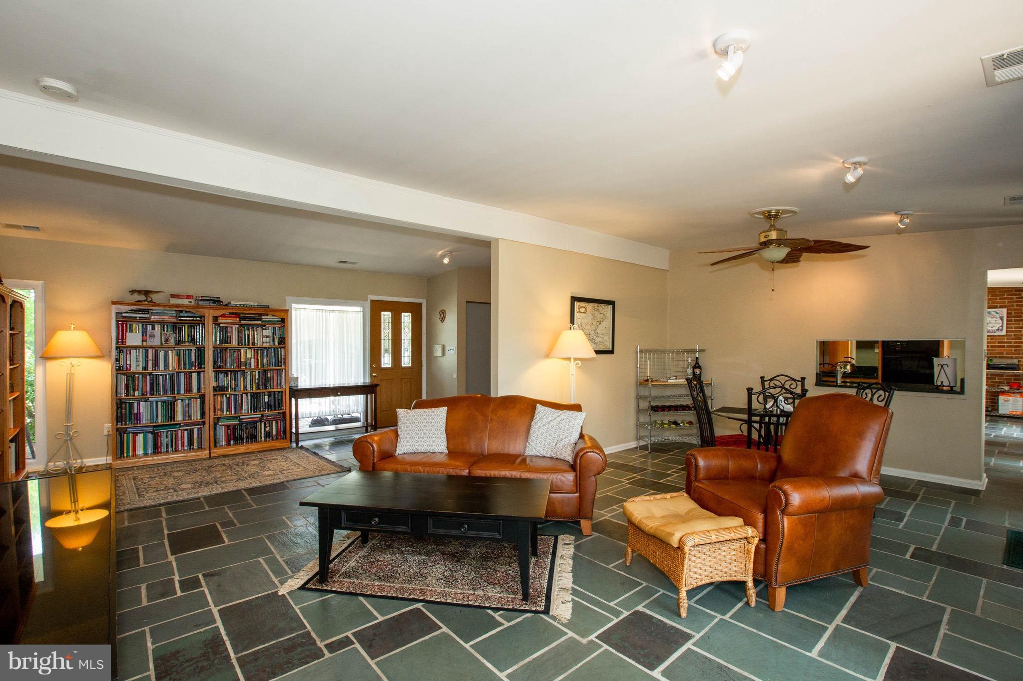 5121 West Penfield Road Columbia, MD 21045 - Photo 5 of 30 Living Room