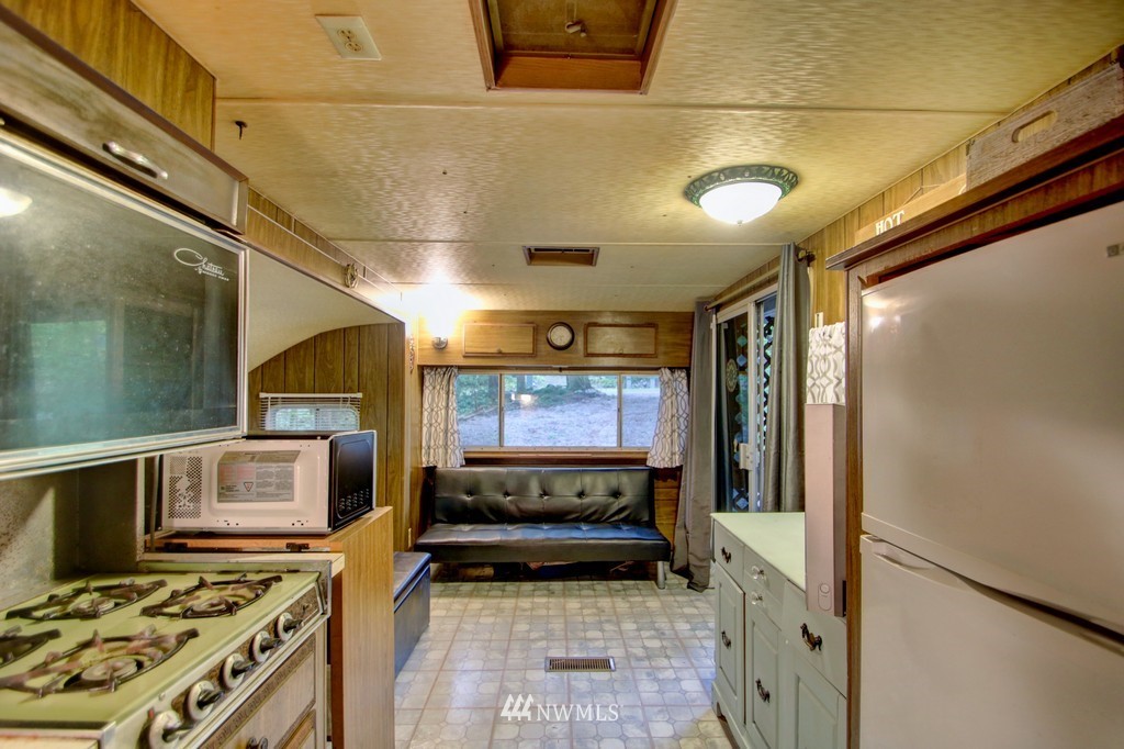78-1 Goldrush Road Deming, WA 98244 - Photo 17 of 39 Gallery Image 17