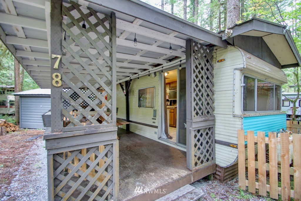 78-1 Goldrush Road Deming, WA 98244 - Photo 6 of 39 Gallery Image 6
