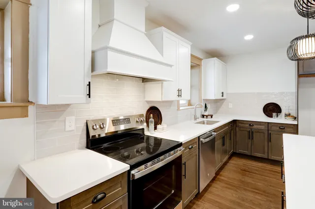 $624,900 | 725 Turner Avenue, Drexel Hill, PA 19026