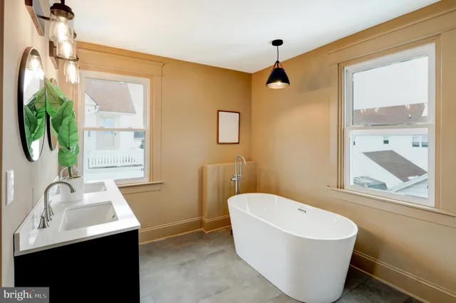 $624,900 | 725 Turner Avenue, Drexel Hill, PA 19026