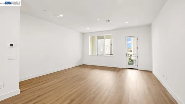 $1,200,596 | 1925 Grand Street, Alameda, CA 94501