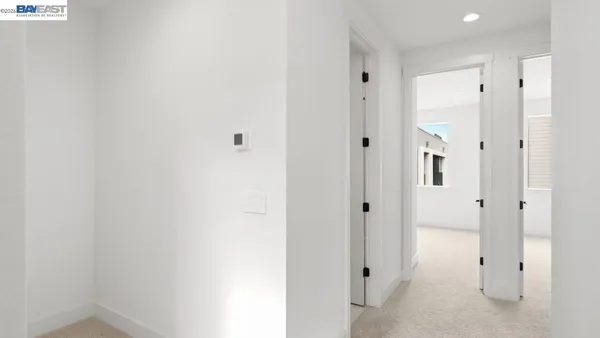 $1,200,596 | 1925 Grand Street, Alameda, CA 94501