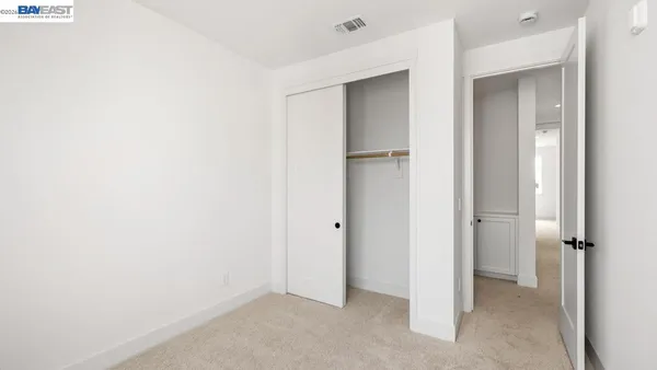 $1,200,596 | 1925 Grand Street, Alameda, CA 94501