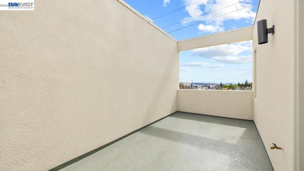 $1,200,596 | 1925 Grand Street, Alameda, CA 94501