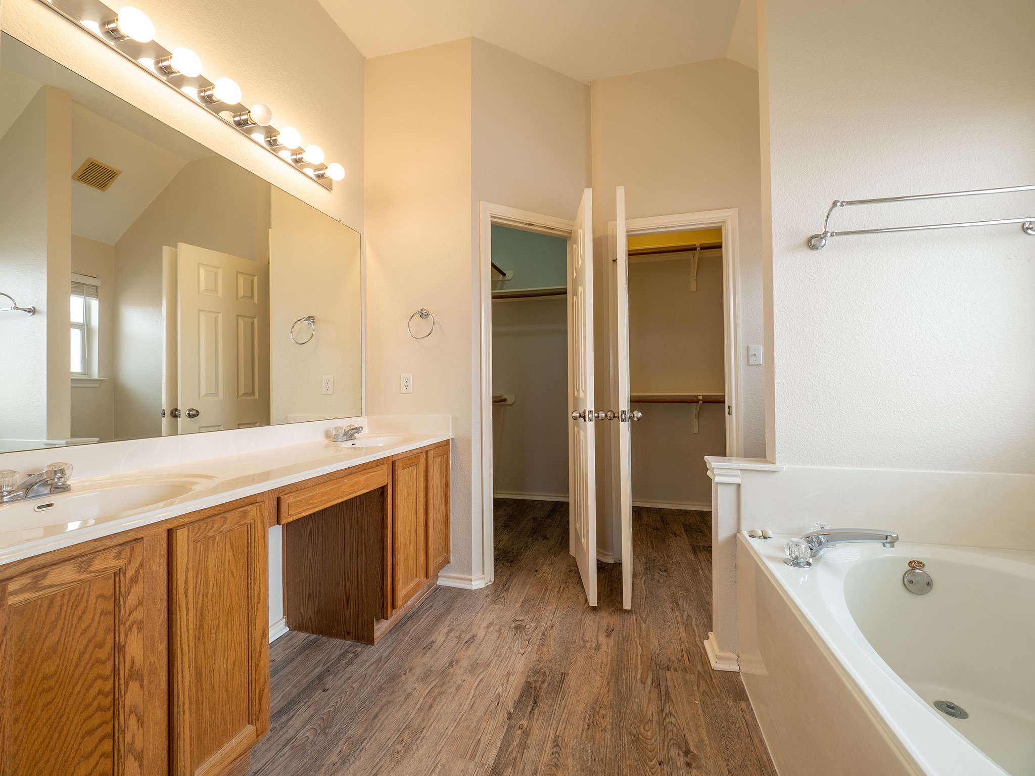 1727 Rosenborough Lane South Round Rock, TX 78665 - Photo 14 of 19