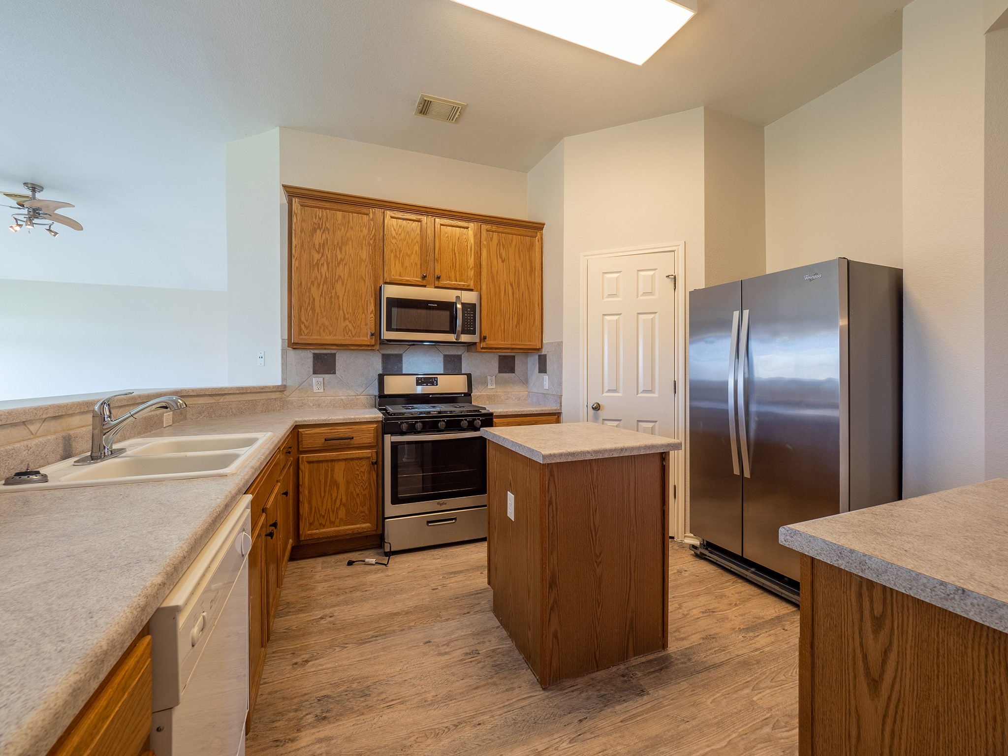 1727 Rosenborough Lane South Round Rock, TX 78665 - Photo 8 of 19