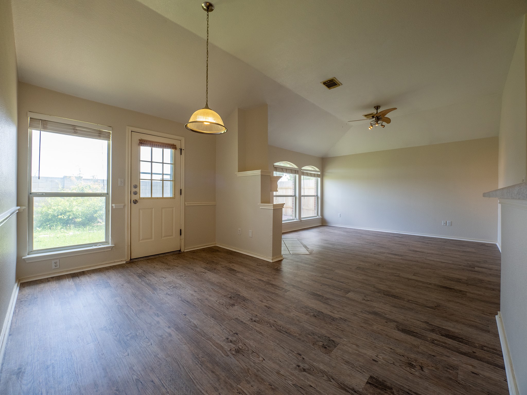 1727 Rosenborough Lane South Round Rock, TX 78665 - Photo 9 of 19