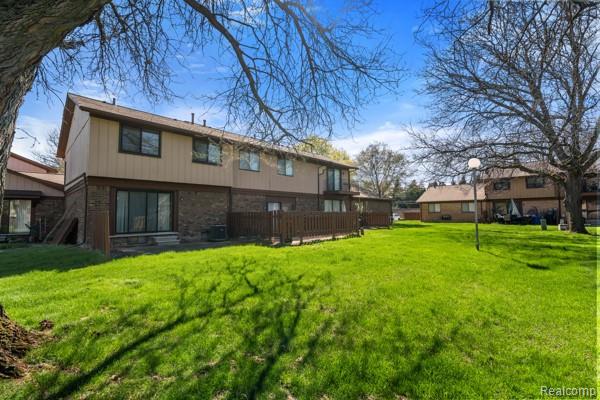 24874 Chalk Farm Road West, Unit 62 Warren, MI 48091 - Photo 34 of 36