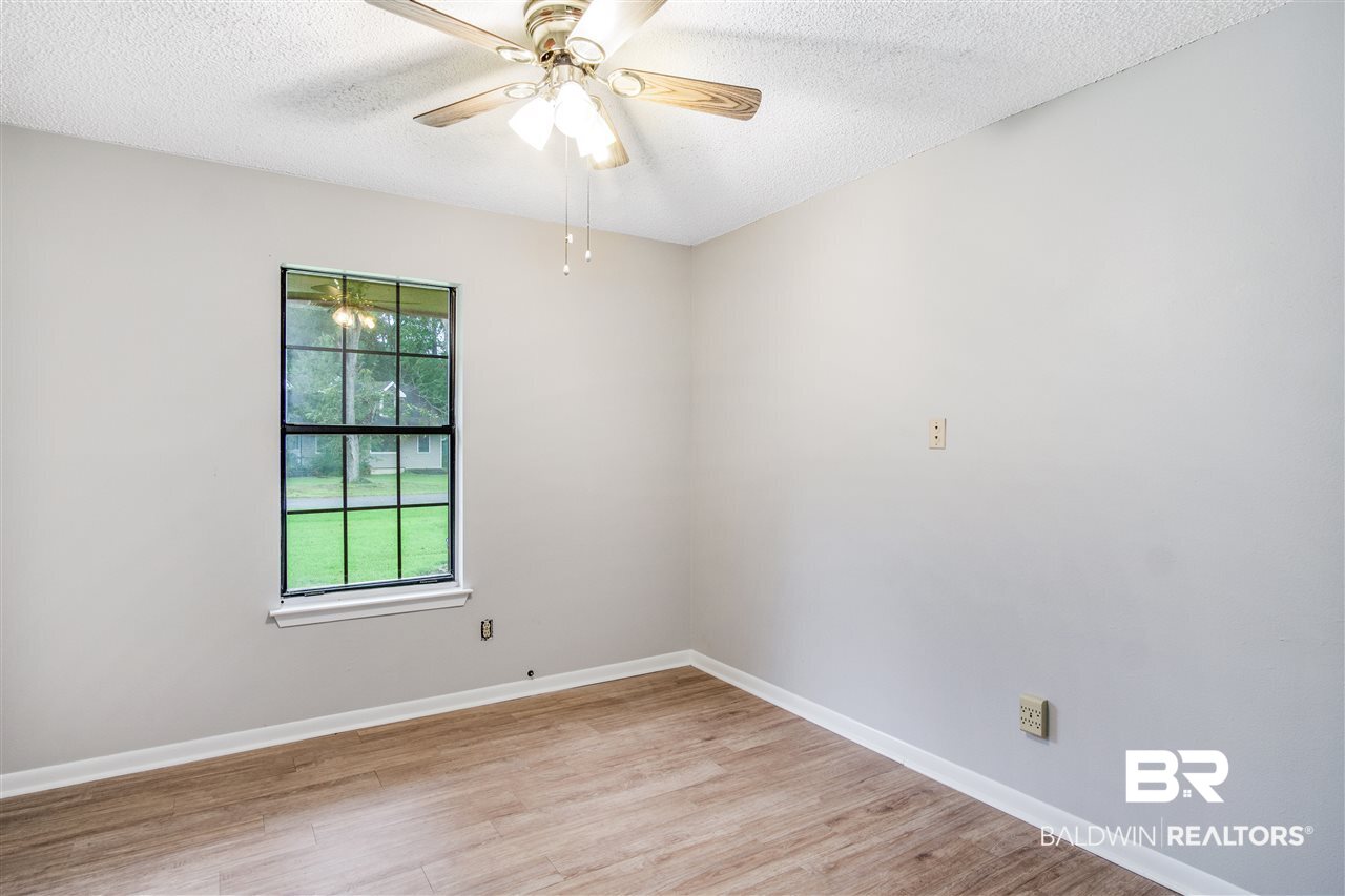 506 South Stuart Street Foley, AL 36535 - Photo 17 of 26