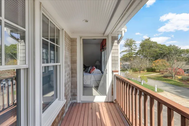 $2,395,000 | 220 Dun Robin Road, Mashpee, MA 02649