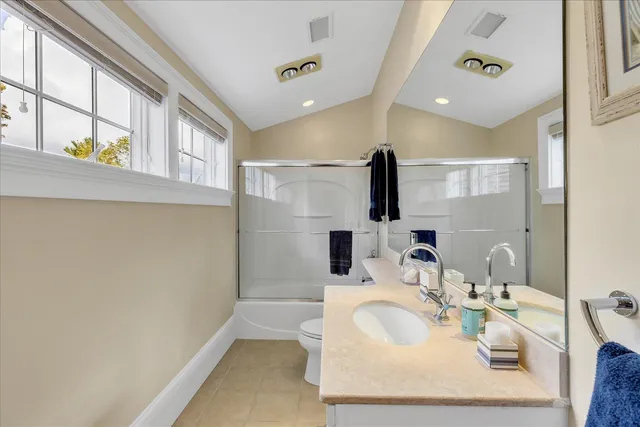 $2,395,000 | 220 Dun Robin Road, Mashpee, MA 02649