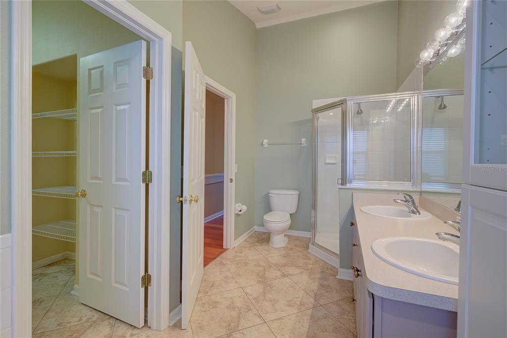 13298 Thoroughbred Loop Largo, FL 33773 - Photo 19 of 29