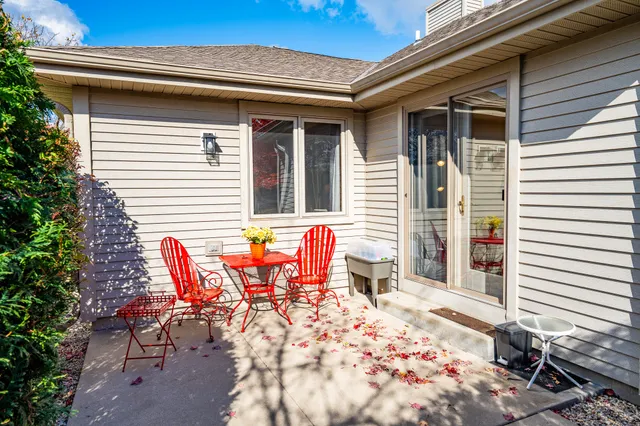 $394,000 | W174N8125 Shady Lane, Menomonee Falls, WI 53051