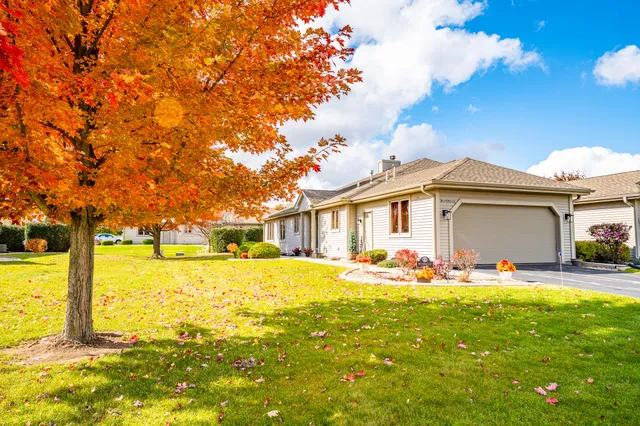 $394,000 | W174N8125 Shady Lane, Menomonee Falls, WI 53051