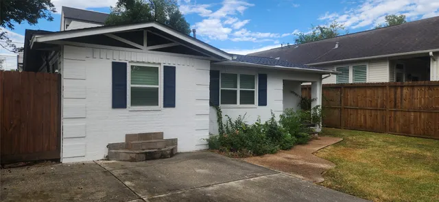 $2,495 | 1207 Archer Street, Houston, TX 77009
