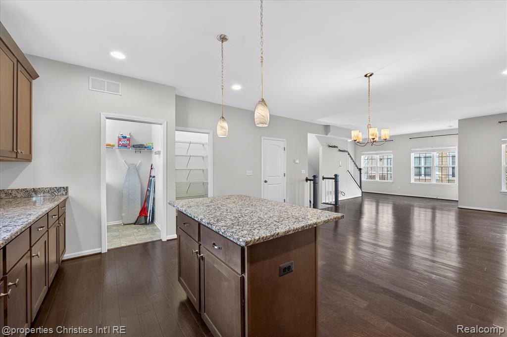 2683 Harvard Road Berkley, MI 48072 - Photo 18 of 60