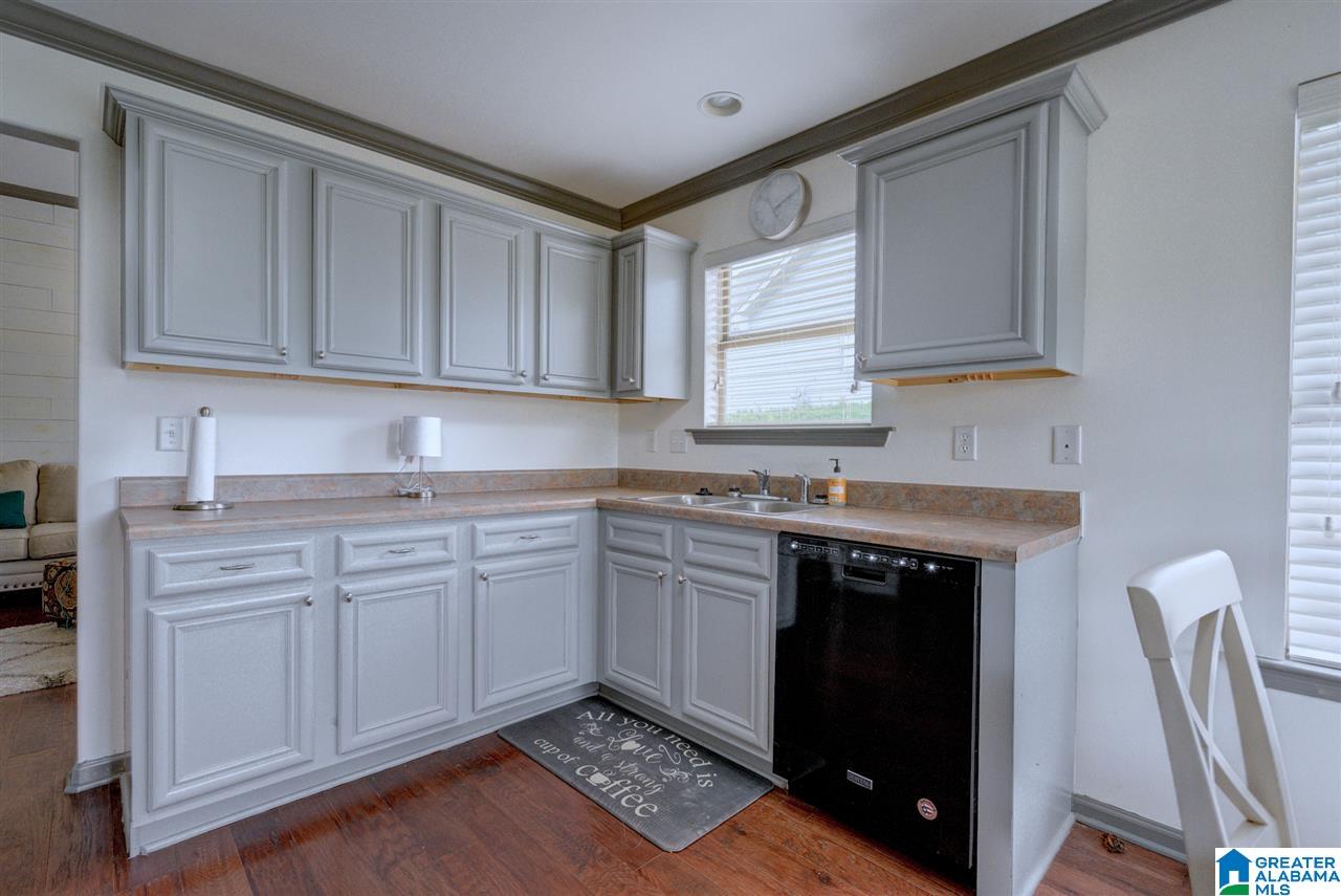 519 Village Springs Lane Springville, AL 35146 - Photo 8 of 21