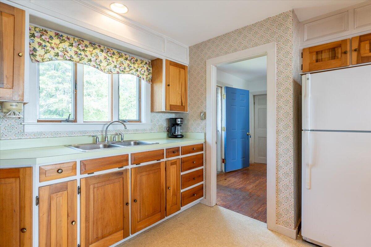 232 Mill Creek Road Islesboro, ME 04848 - Photo 12 of 40 14