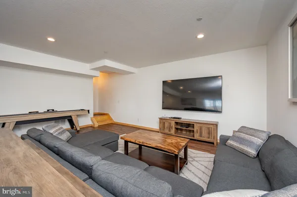 $999,900 | 828 North Camp Road, McHenry, MD 21541