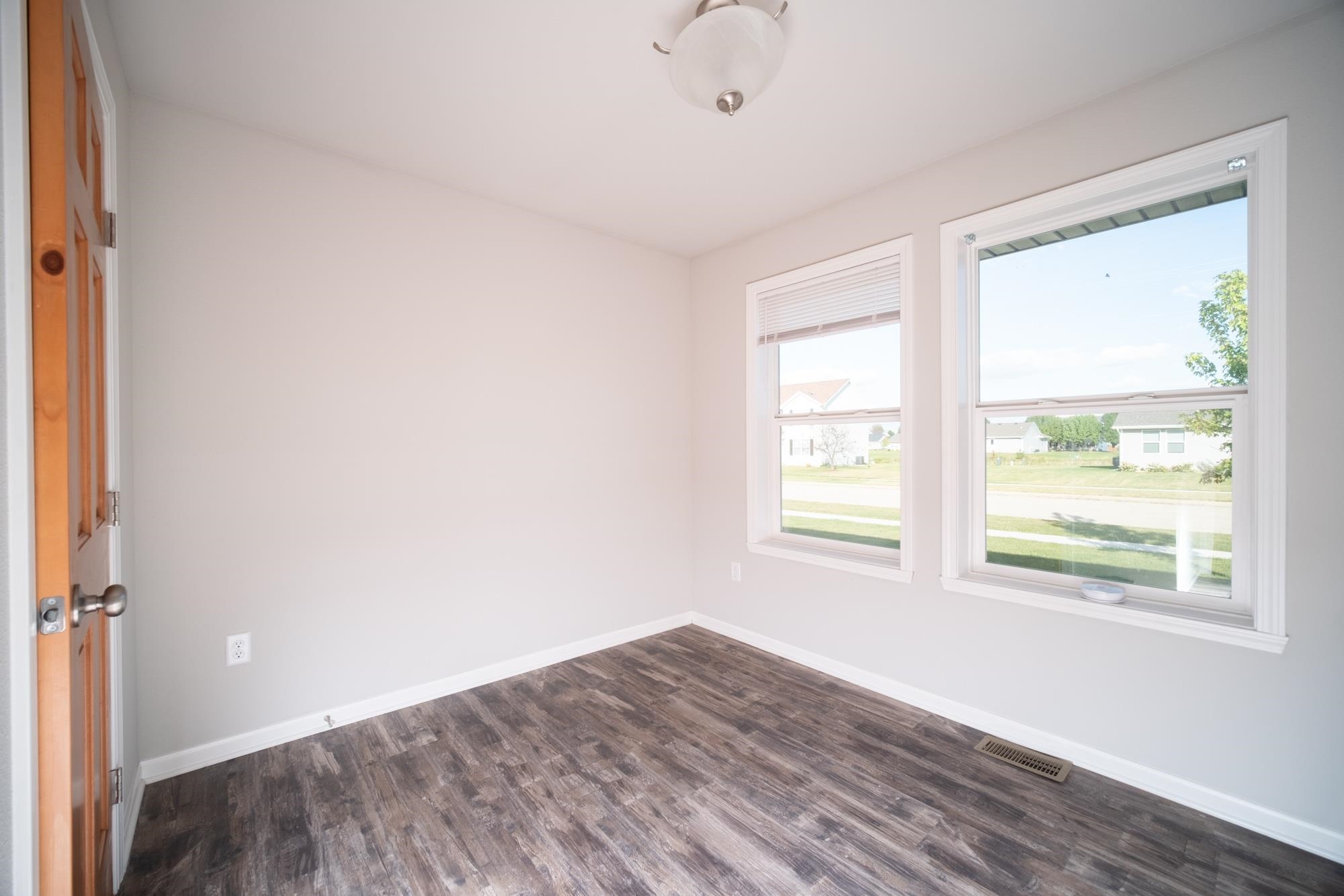 748 Foley Road Belvidere, IL 61008 - Photo 15 of 21 Gallery Image 15