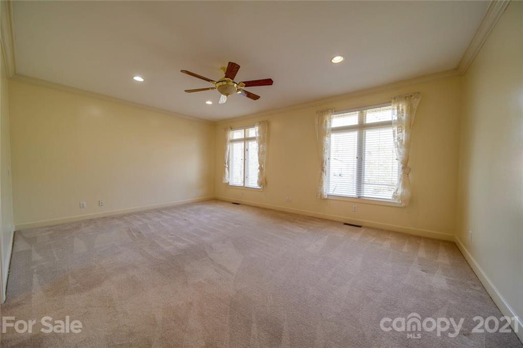 440 Kimmswick Road Charlotte, NC 28214 - Photo 14 of 47 Gallery Image 14