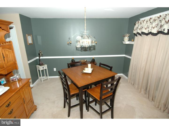 820 Wrightstown Road Columbus, NJ 08022 - Photo 3 of 23 Dining Room