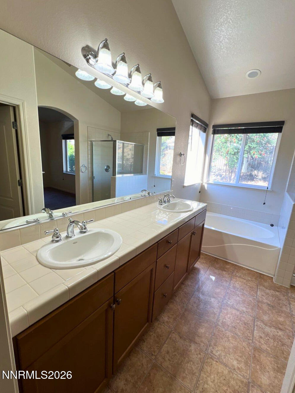 7169 Beacon Drive Reno, NV 89506 - Photo 11 of 18 5b9a893a-a22d-4bdd-8a23-e75f6ec2d878