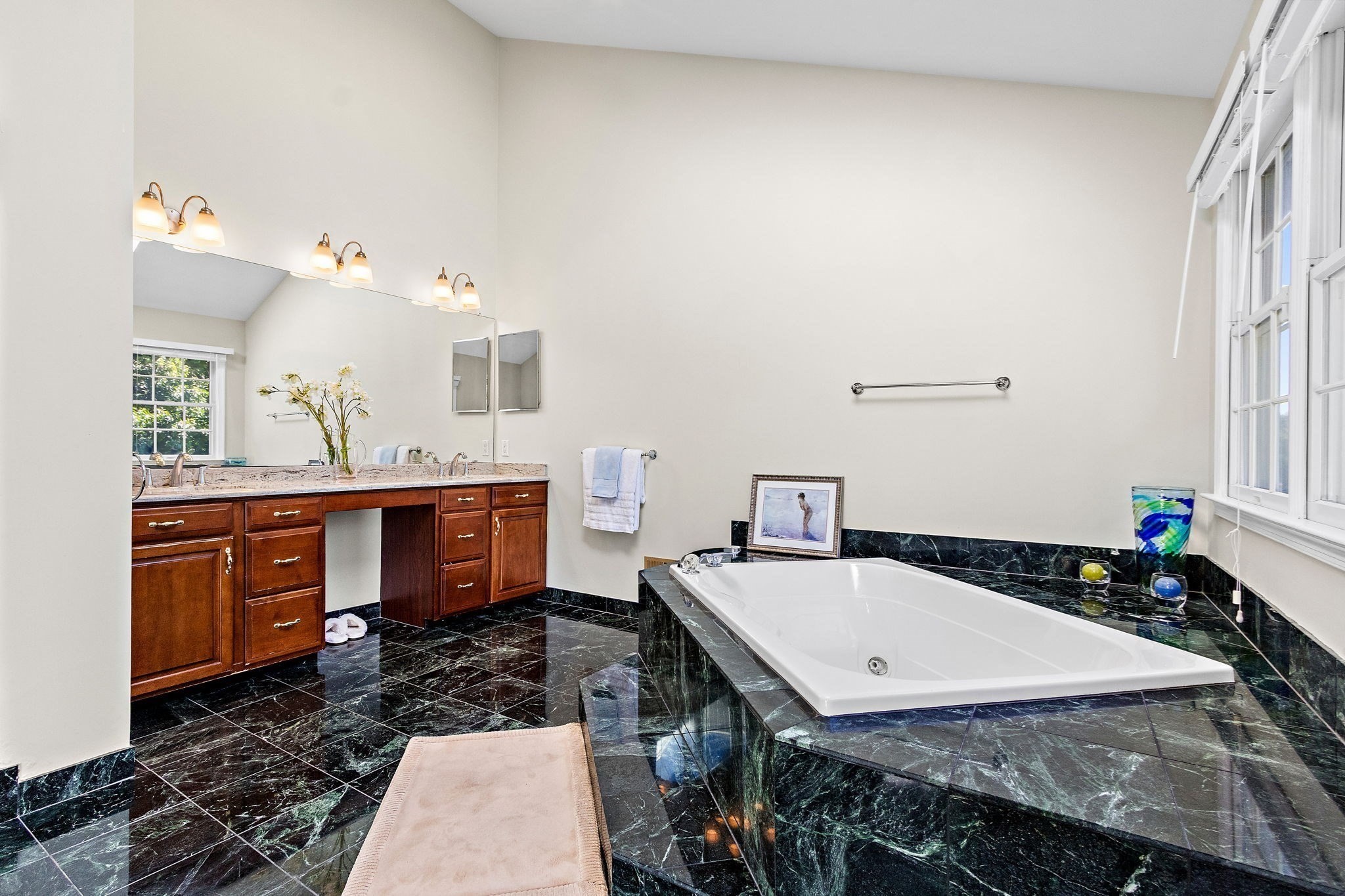 7 Cherokee Road Canton, MA 02021 - Photo 21 of 37 Gallery Image 21