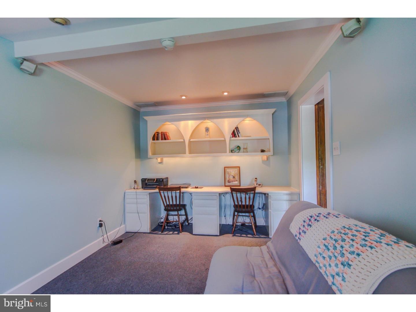 406 Ridge Road Sellersville, PA 18960 - Photo 11 of 25 Office / Study