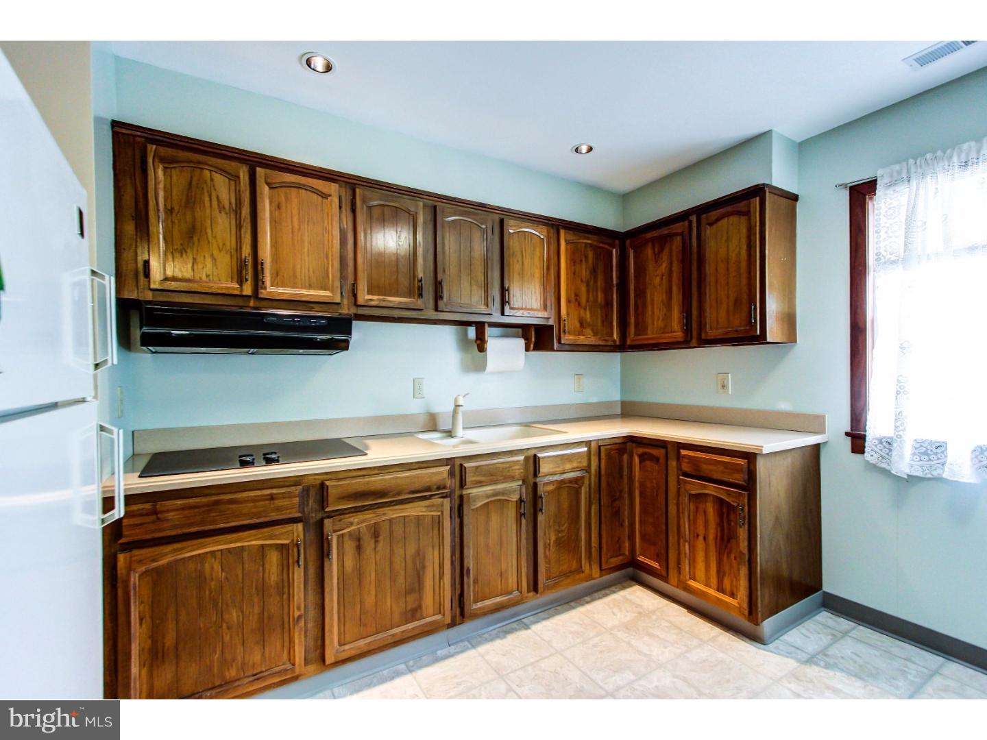406 Ridge Road Sellersville, PA 18960 - Photo 20 of 25 Kitchen