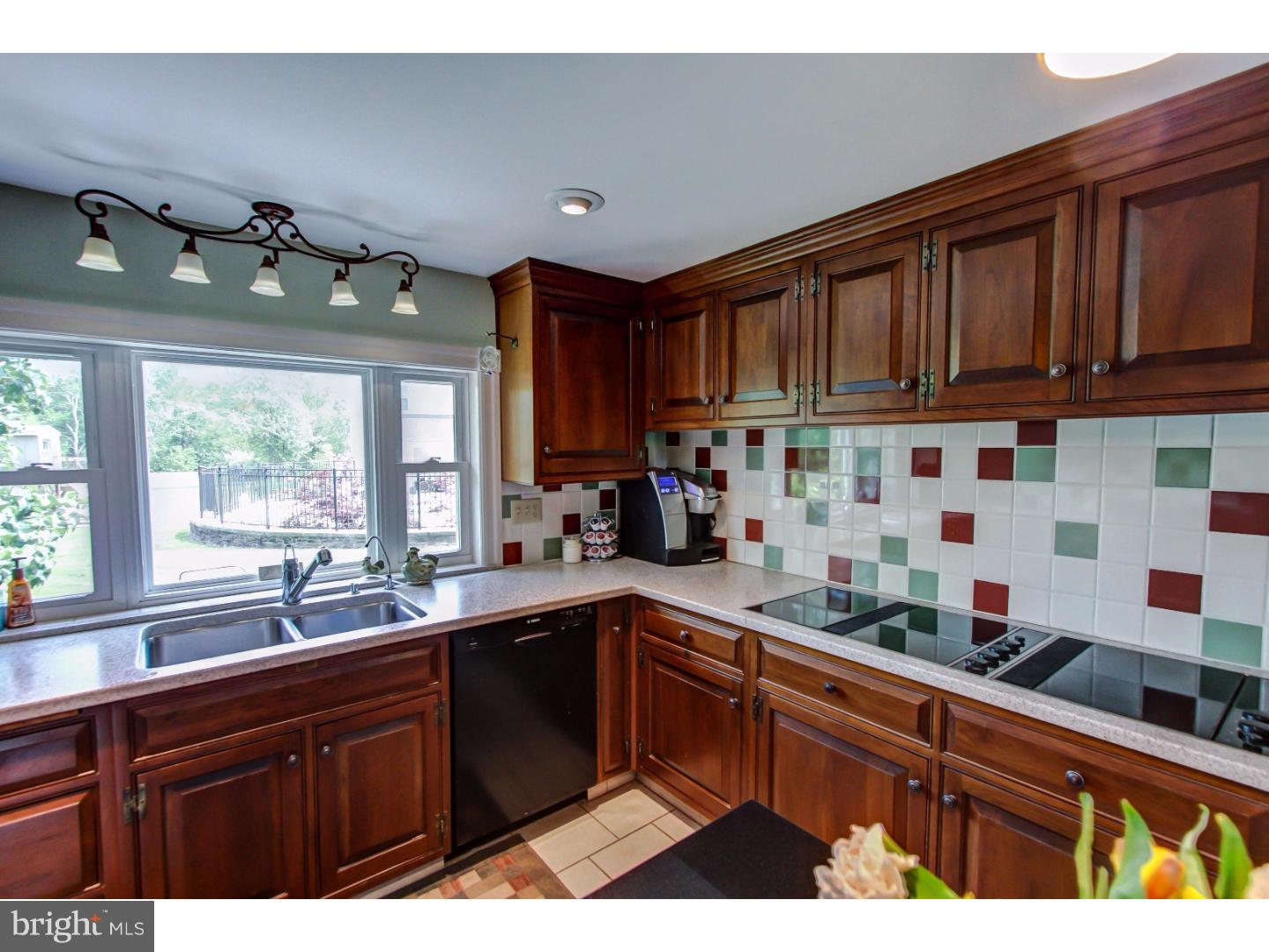 406 Ridge Road Sellersville, PA 18960 - Photo 5 of 25 Kitchen