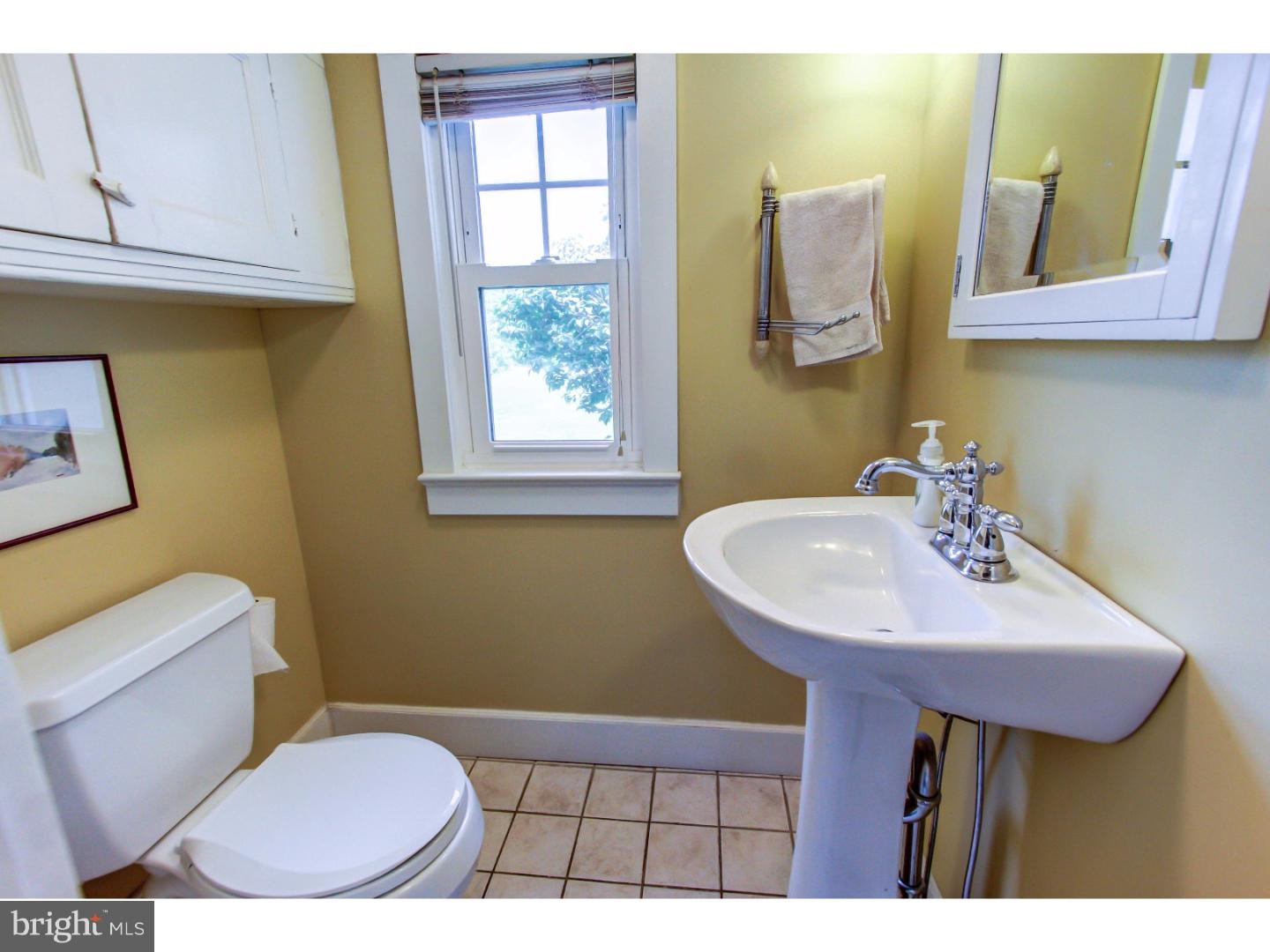 406 Ridge Road Sellersville, PA 18960 - Photo 8 of 25 Half Bath