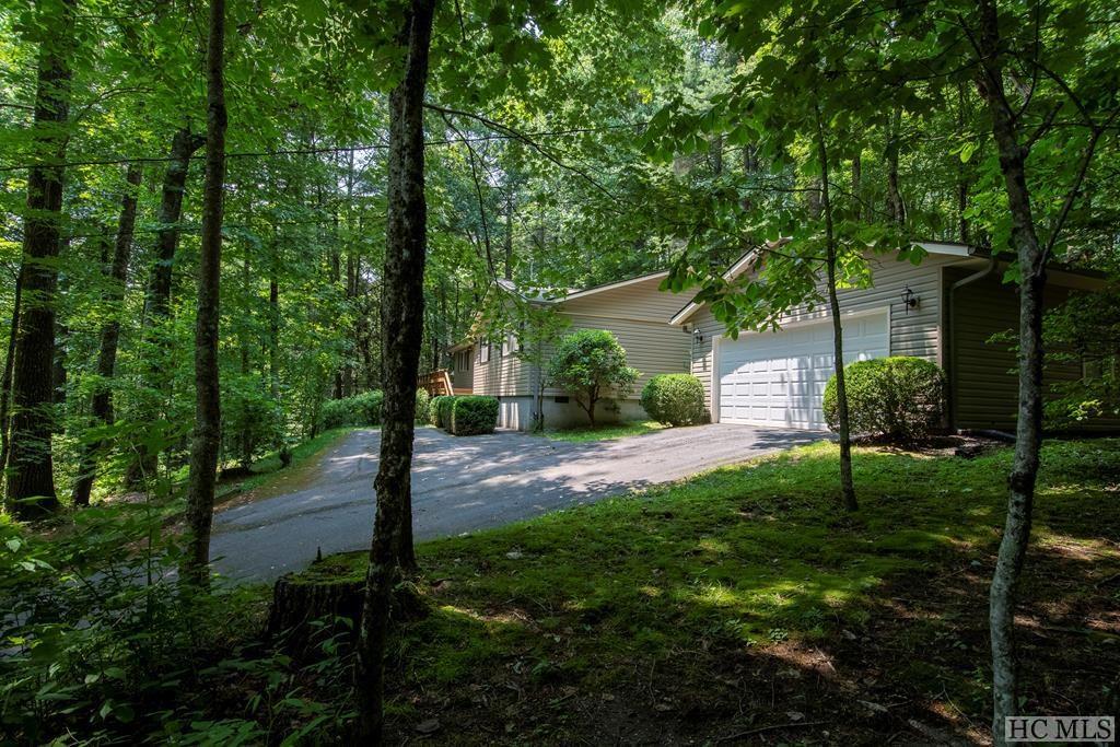 887 Ridgewood Road Highlands, NC 28741 - Photo 4 of 29 Gallery Image 4