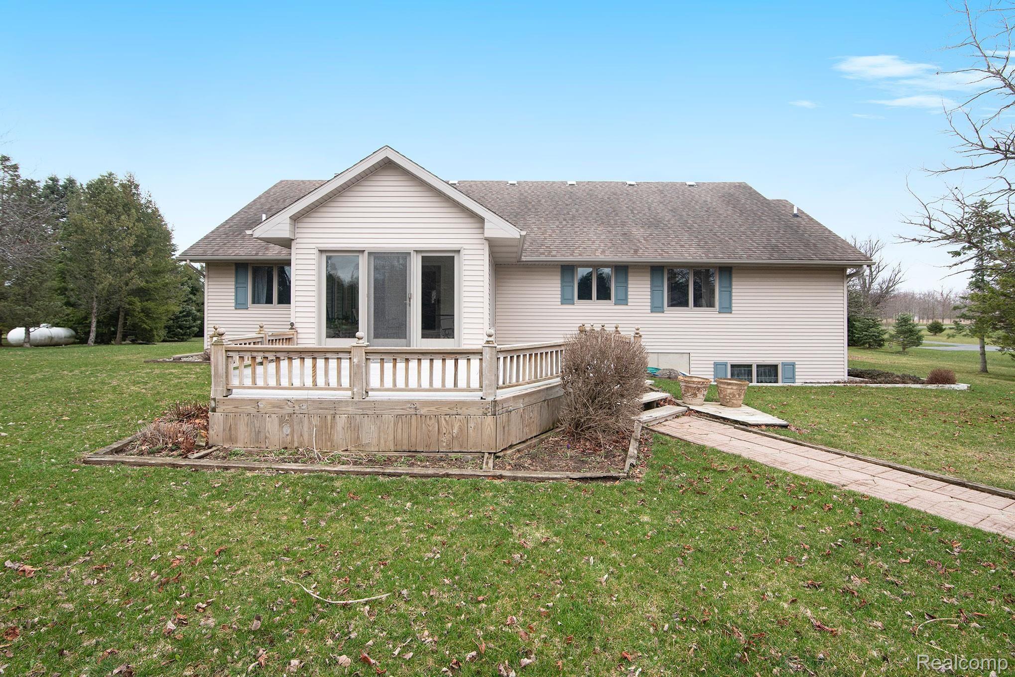 13400 Center Road Bath, MI 48808 - Photo 5 of 53 DSC_6097 (2).jpg