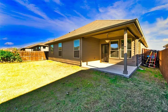 $2,499 | 11057 Temple Gdns Trail, Fort Worth, TX 76052