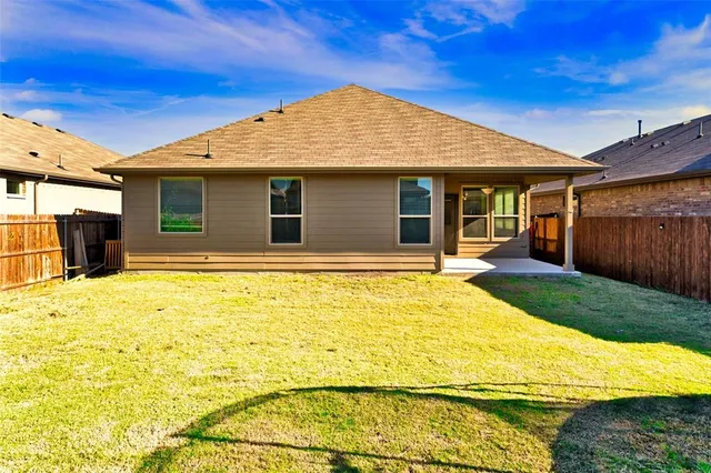 $2,499 | 11057 Temple Gdns Trail, Fort Worth, TX 76052