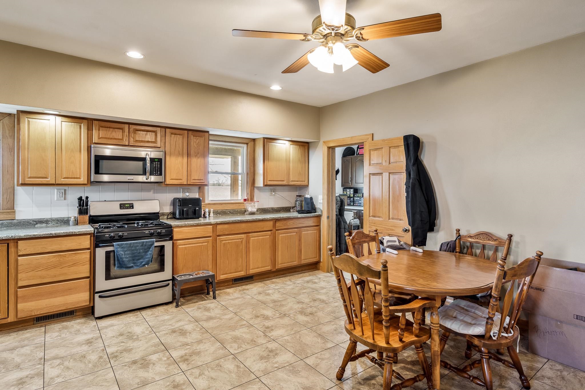 10182 North Adeline Road German Valley, IL 61039 - Photo 15 of 42 Gallery Image 15