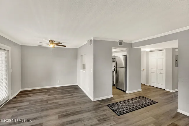 $95,000 | 6646 La Mirada Drive East, Unit 6, Jacksonville, FL 32217