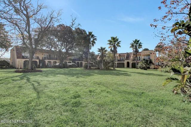 $95,000 | 6646 La Mirada Drive East, Unit 6, Jacksonville, FL 32217