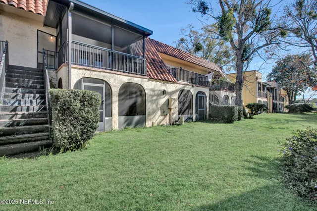 $95,000 | 6646 La Mirada Drive East, Unit 6, Jacksonville, FL 32217