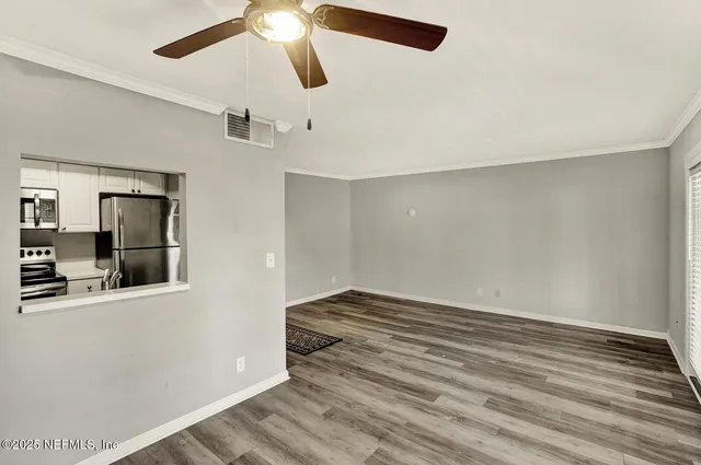 $95,000 | 6646 La Mirada Drive East, Unit 6, Jacksonville, FL 32217