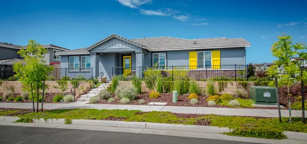 $675,000 | 989 Carbahal Street, Winters, CA 95694